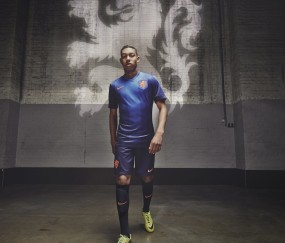 体育竞猜网站-流火之约，Rookie巴塞罗那绽放五赛季高光，点燃全城电竞热血，流火之约，Rookie巴塞罗那五赛季高光点燃全城电竞热血